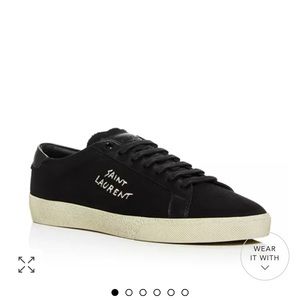 Saint Laurent
Court Classic Low Top Sneakers - size 9 woman
